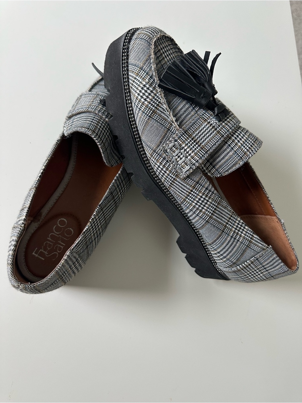 Franco Sarto Black and White Plaid Tassel Loafers Size 6.5 - Picture 3 of 14